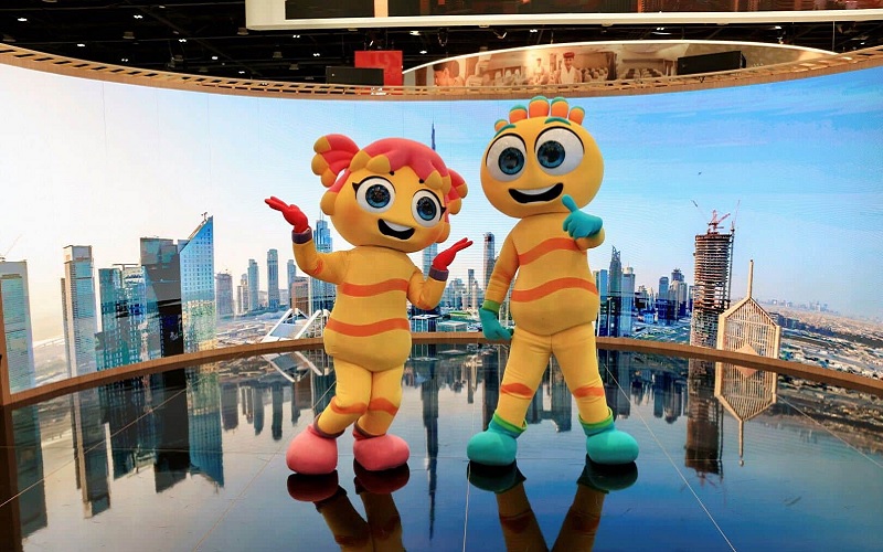 دبی سامرز سورپرایزز 2025