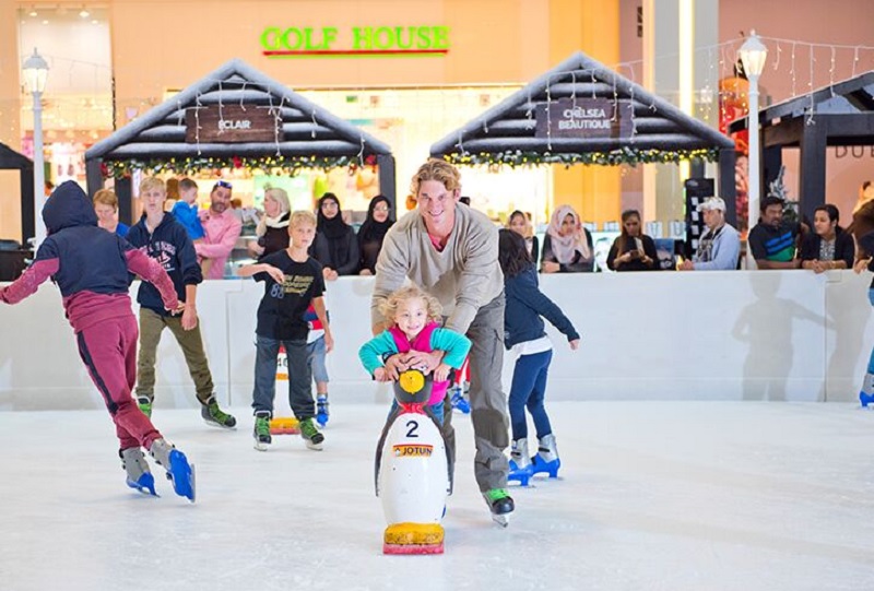 اسکی روی یخ در دبی