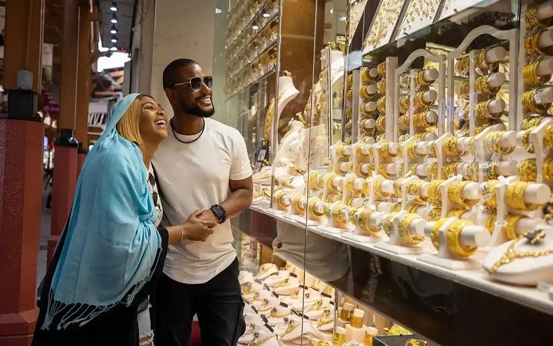 خررید از بازار طلایی دبی