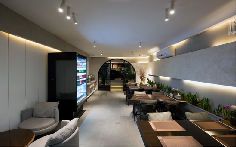 رستوران مهرگان (Mehrgan Restaurant)