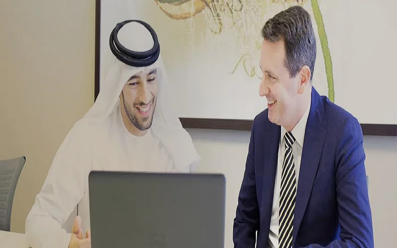 معرفی بهترین سایت‌های کاریابی دبی: راهنمای جستجوی شغلی در دنیای آنلاین