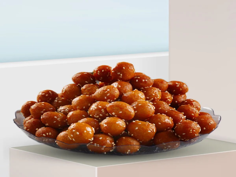 لُقمَت القُمر (Luqaimat): 