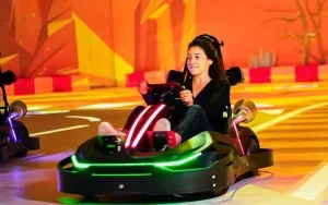 کارتینگ مجازی دبی: تجربه‌ای بی‌نظیر در Chaos Karts دبی