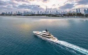 لوکس‌ ترین یات‌ های تفریحی دبی کدام‌ اند؟ تجربه‌ای فراتر از انتظار در خلیج فارس
