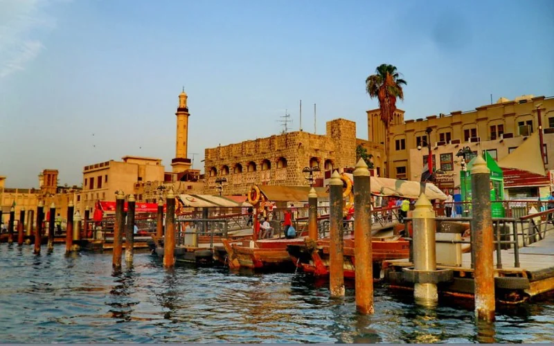 معرفی منطقه بُر دبی: تاریخ، فرهنگ، جاذبه‌ها و امکانات