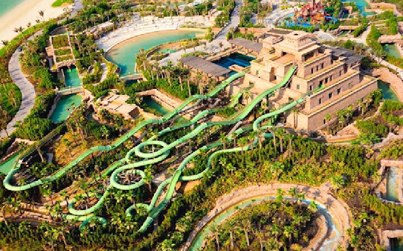 پارک آبی آتلانتیس آکواونچر