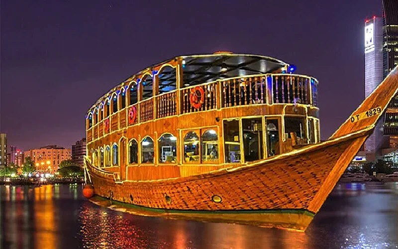 بلیط کشتی به دبی: ارزان‌ترین راه سفر به شهر رویایی