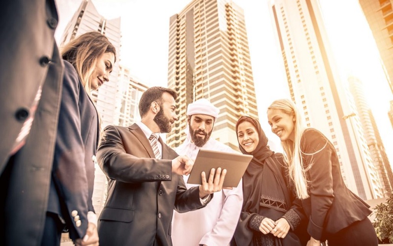 مشاور مالی و حسابدار