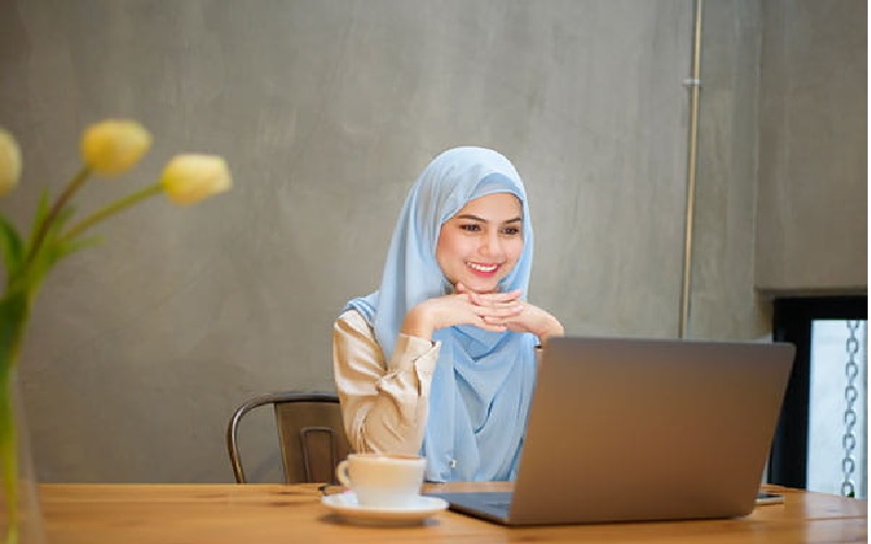  طراح گرافیک و وب