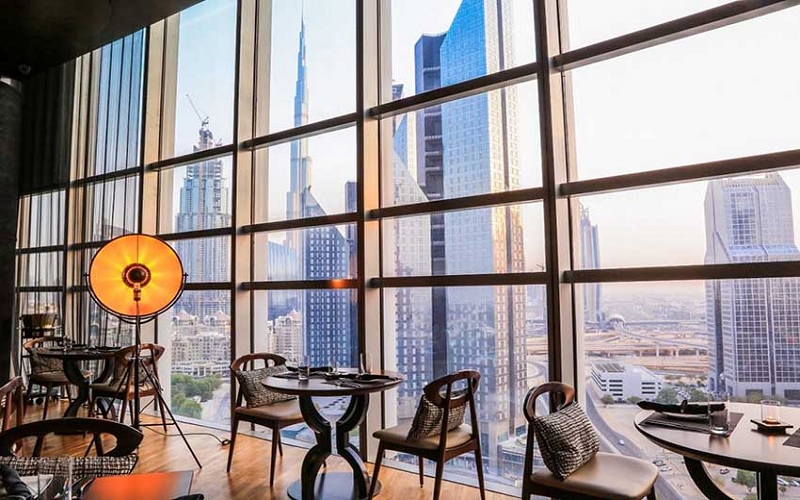  کافه‌های با منظره آسمان‌شهری