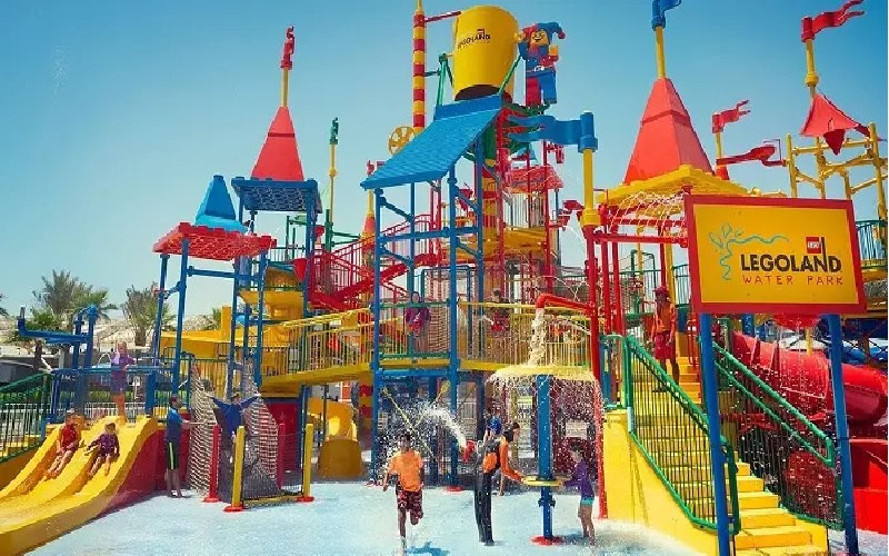 معرفی لگولند دبی