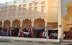 بهترین بازارهای عمده‌فروشی پوشاک در دبی: راهنمای کامل خرید با قیمت مناسب