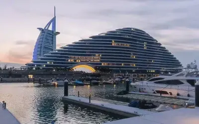 فهرست هتل‌ های نزدیک سفارت آمریکا در دبی | راهنمای جامع اقامت