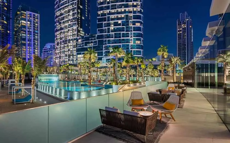 ۳. آدرس بیچ کلاب (Address Beach Club)