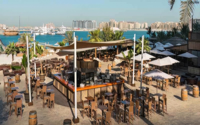 بارا بیچ کلاب (Barasti Beach Club)