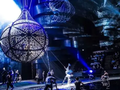 نمایش لاپرل دبی