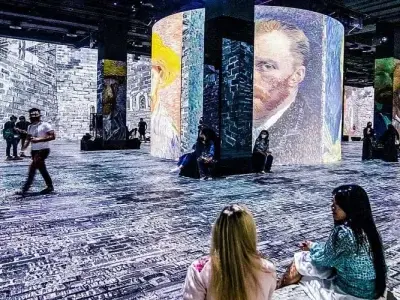 موزه هنر دبی (Arte Museum)