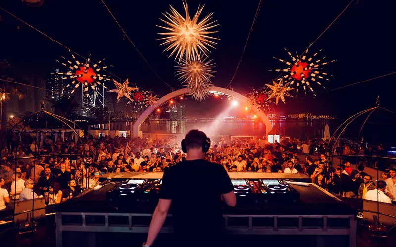 کلاب Zero Gravity | زیرو گراویتی دبی