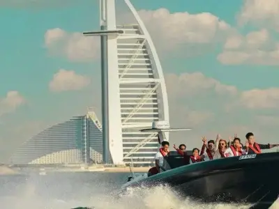 تور قایق سیاه